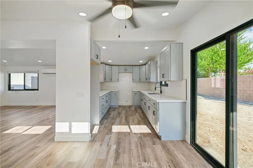 717 W Gateway, Palm Springs, California 92262 home-pic-29